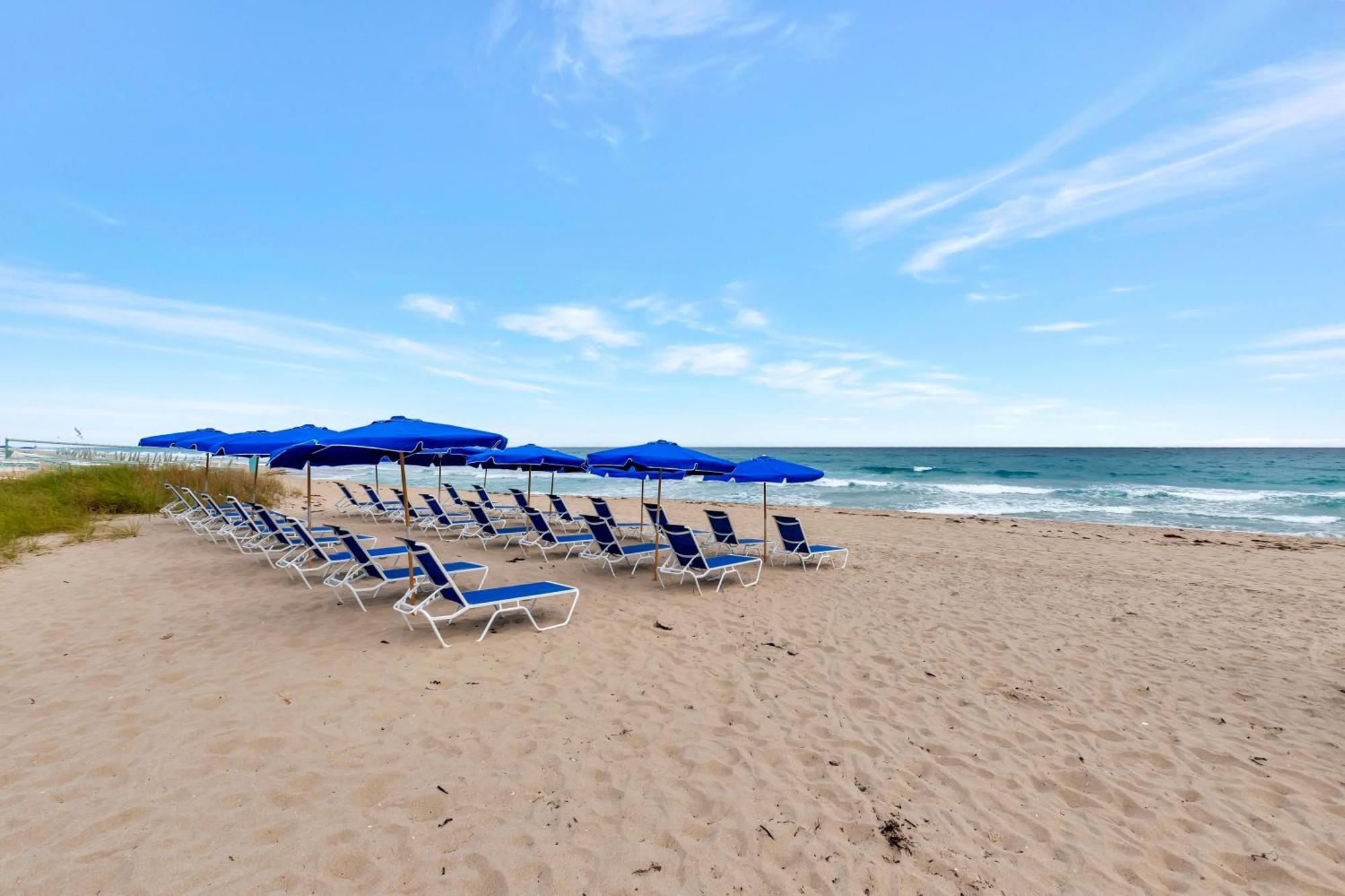Tideline Palm Beach Ocean Resort And Spa Dış mekan fotoğraf