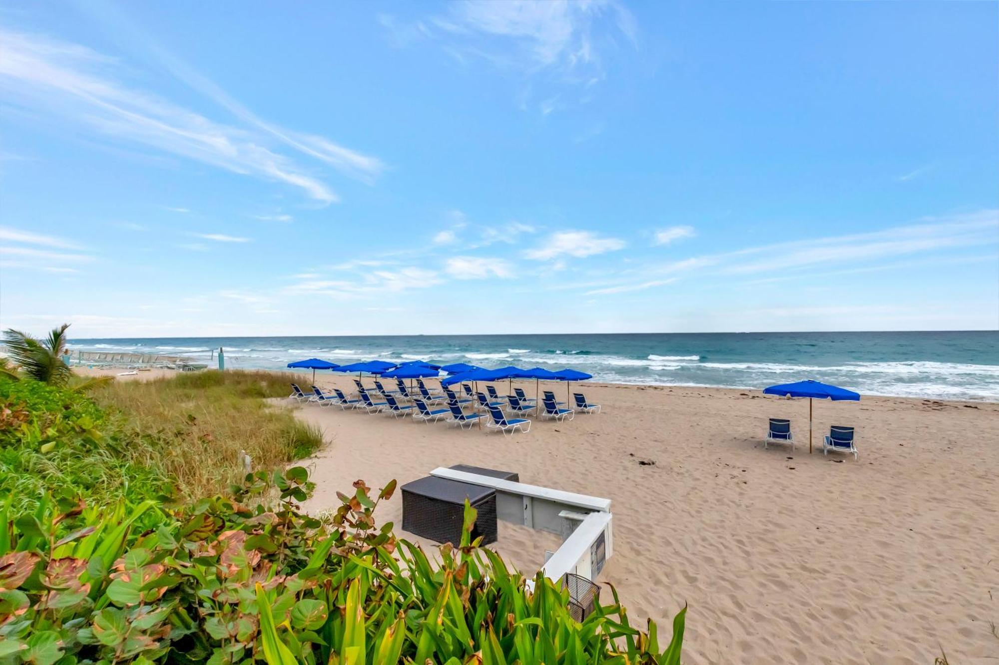 Tideline Palm Beach Ocean Resort And Spa Dış mekan fotoğraf
