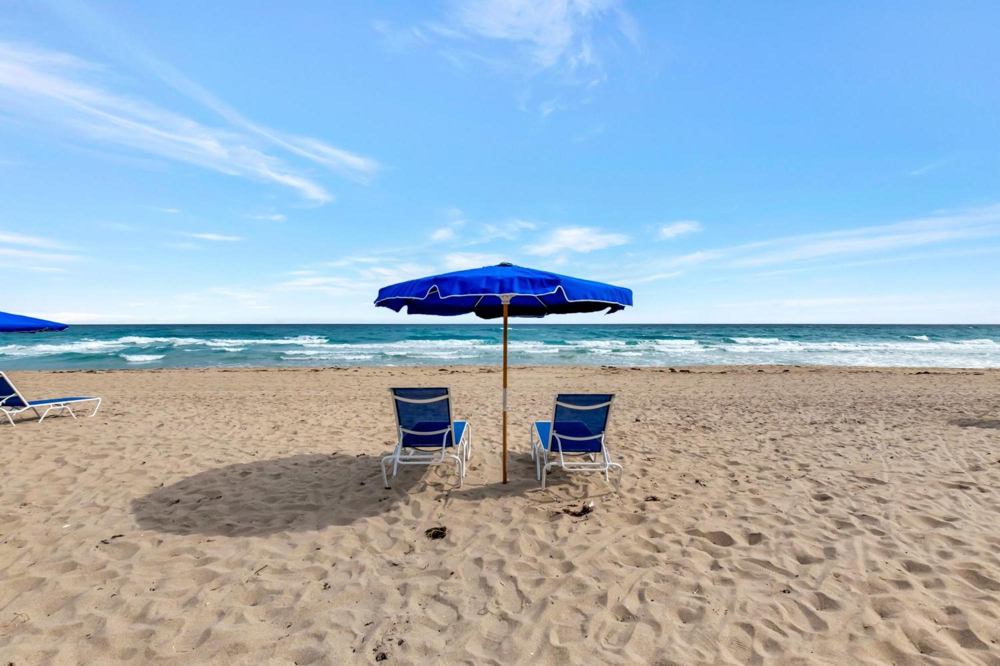 Tideline Palm Beach Ocean Resort And Spa Dış mekan fotoğraf